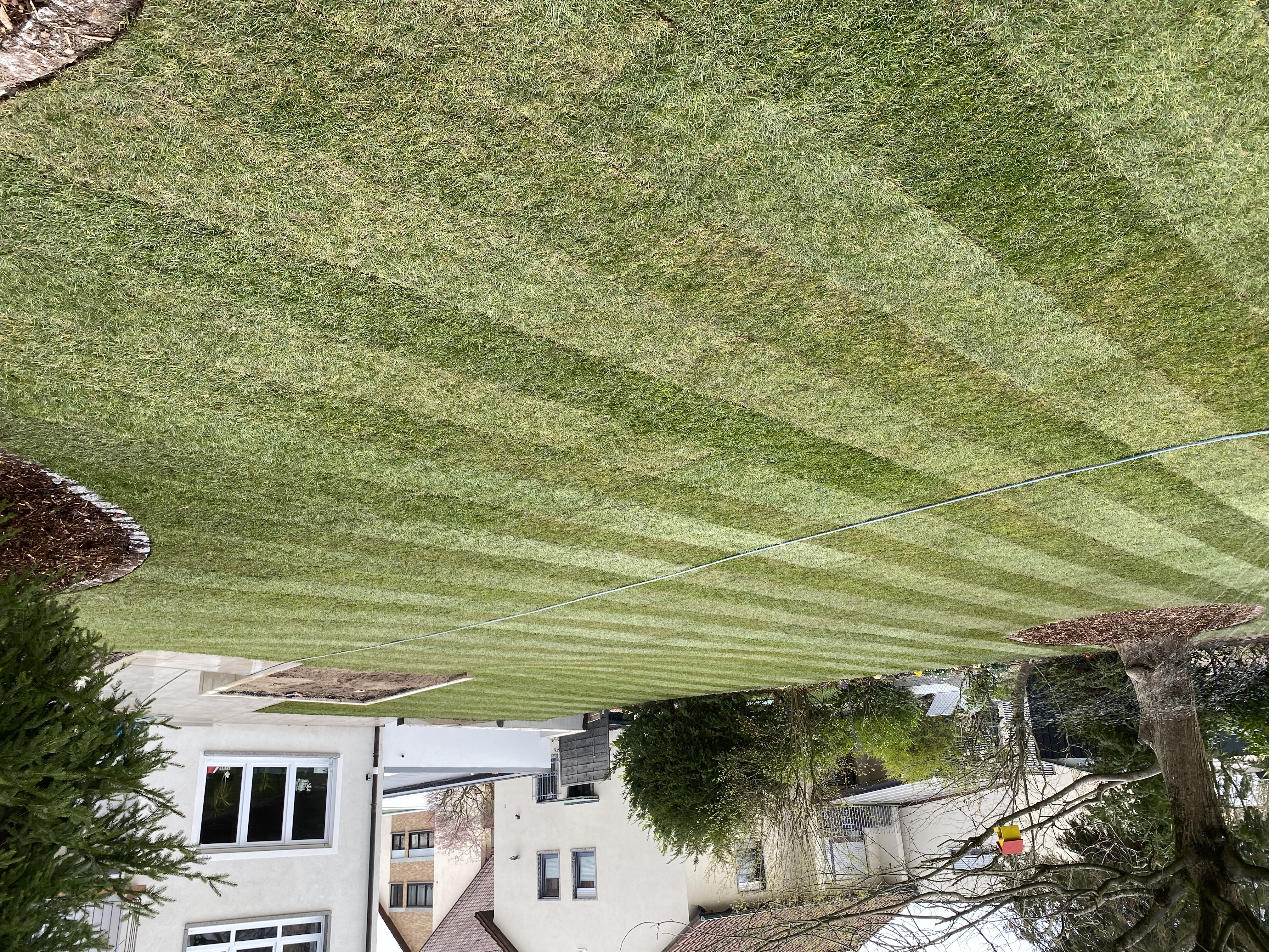 Arbeit mit Stein, Fliesen, Zaun, Natur